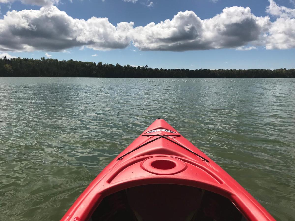 Lakefront Hope Lodge Miller Lake Buitenkant foto